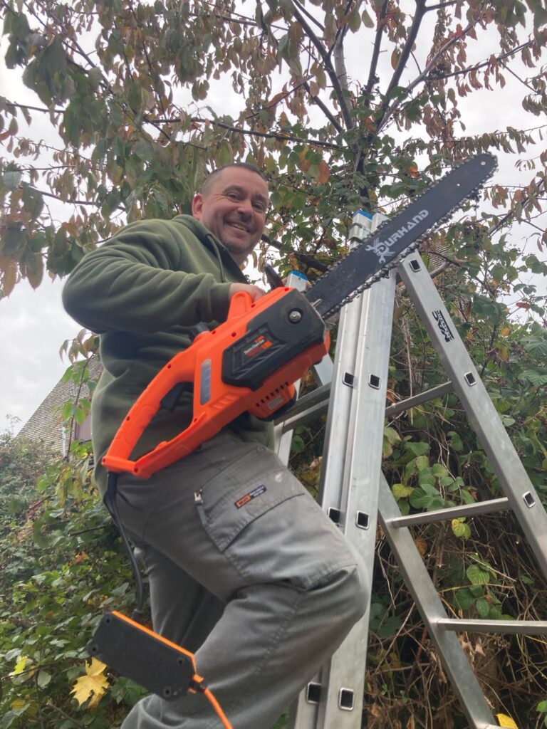 ec7d35d2 84ef 4423 8987 ff18bbdae279